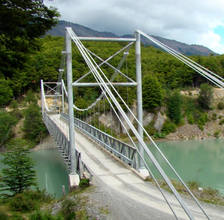 L-637 Puente Río Mayer